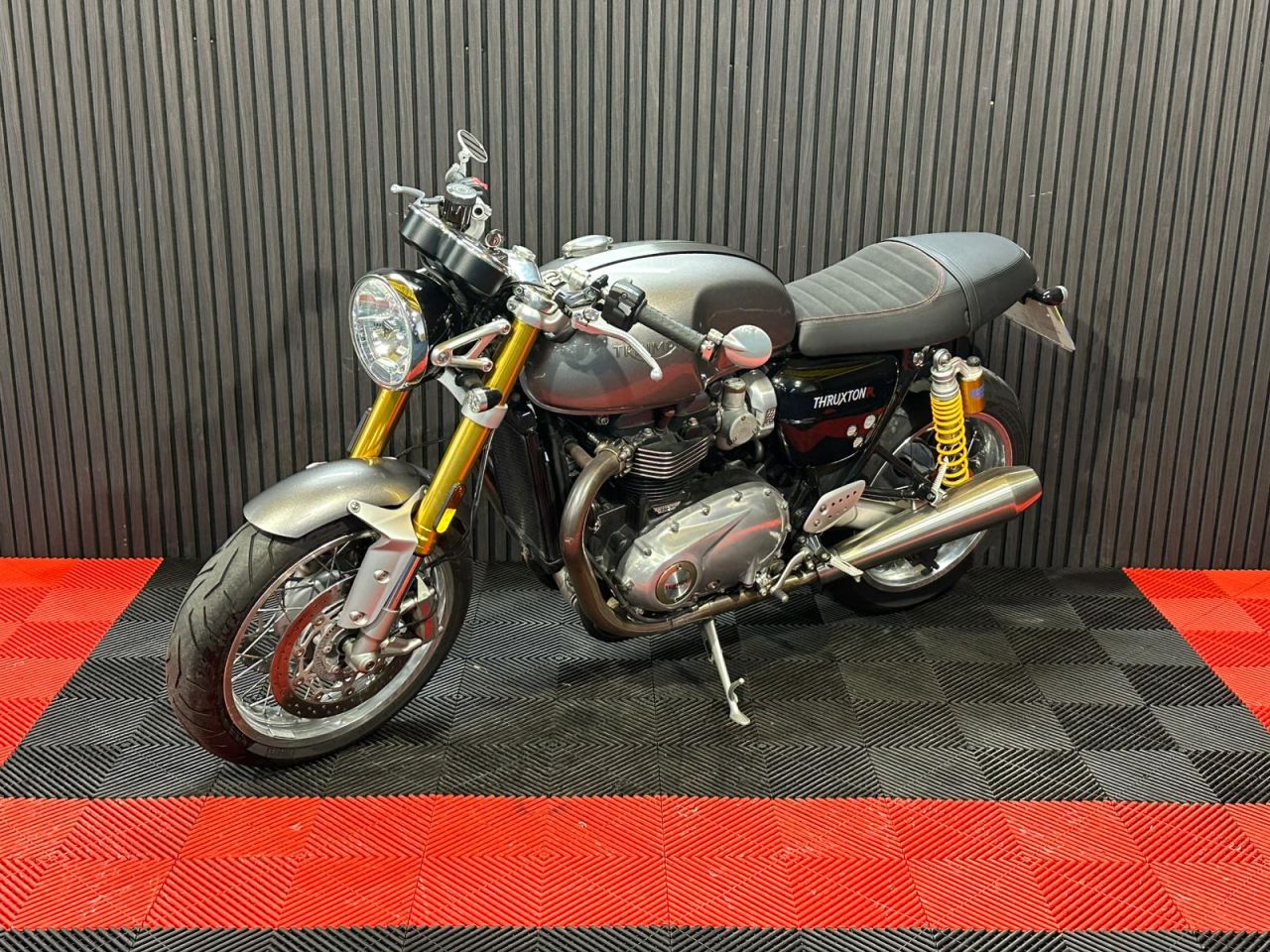 Used Triumph Thruxton 1200 R for sale - 78434919: Photo 10