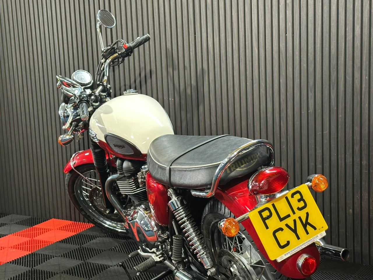 Used Triumph Bonneville T100 for sale - 78640115: Photo 12
