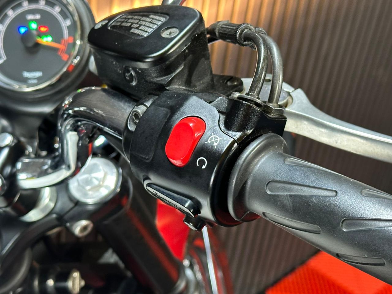 Used Triumph Bonneville T100 for sale - 78640115: Photo 21