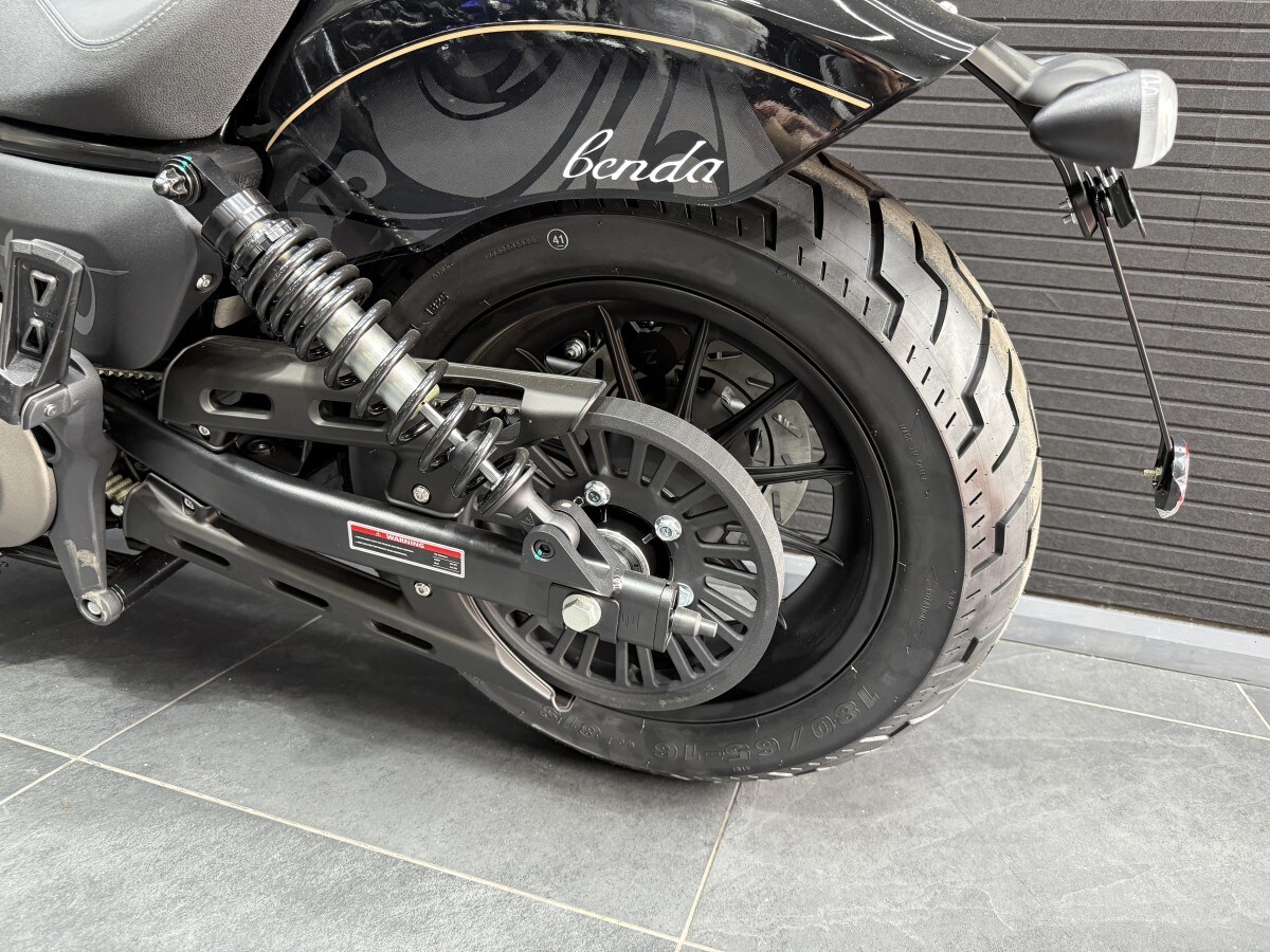 Benda Moto CHINCHILLA 500