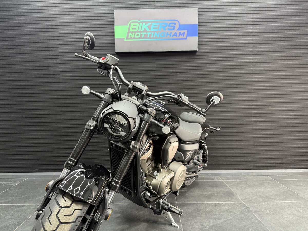 Benda Moto CHINCHILLA 500