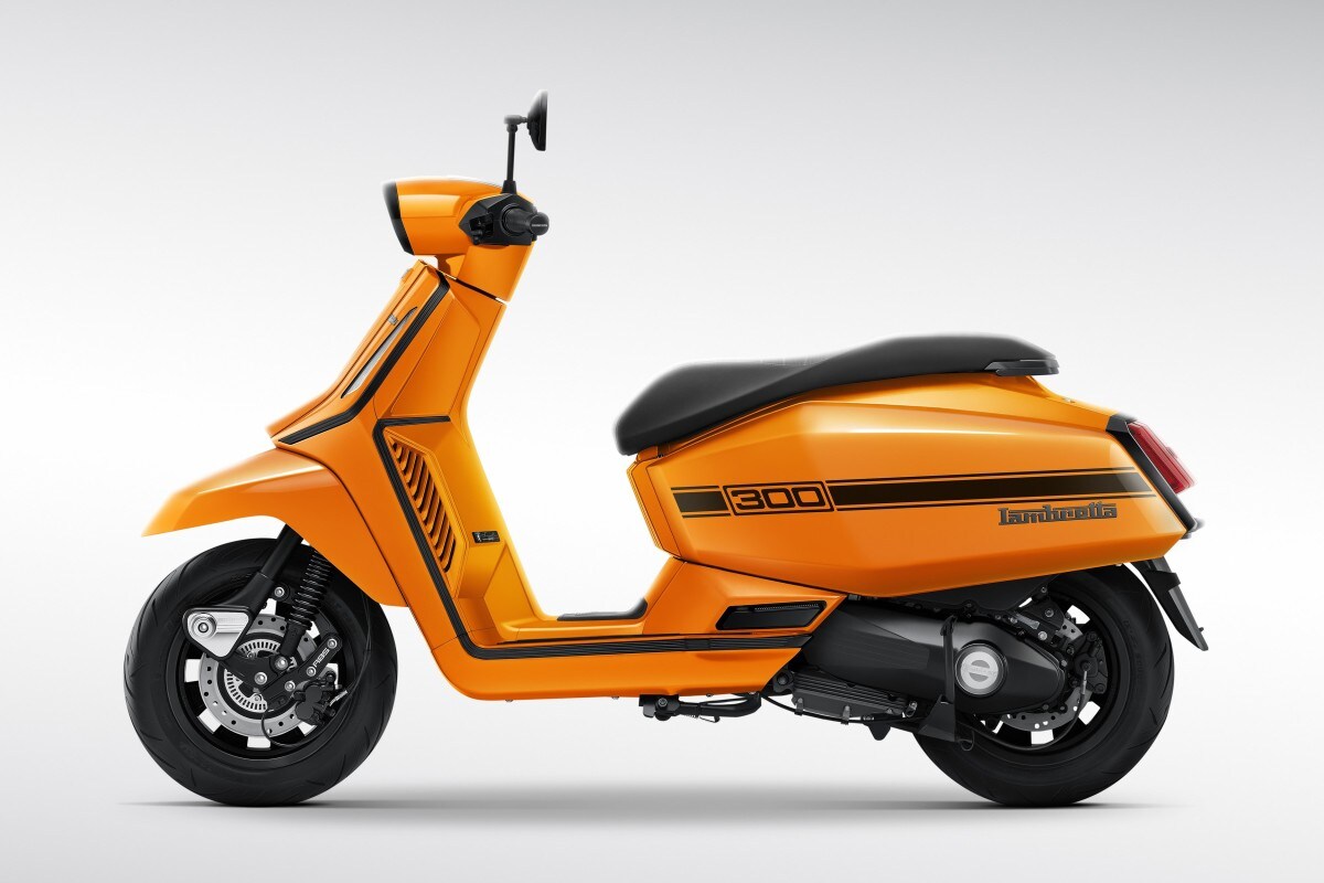 Lambretta X300 SR