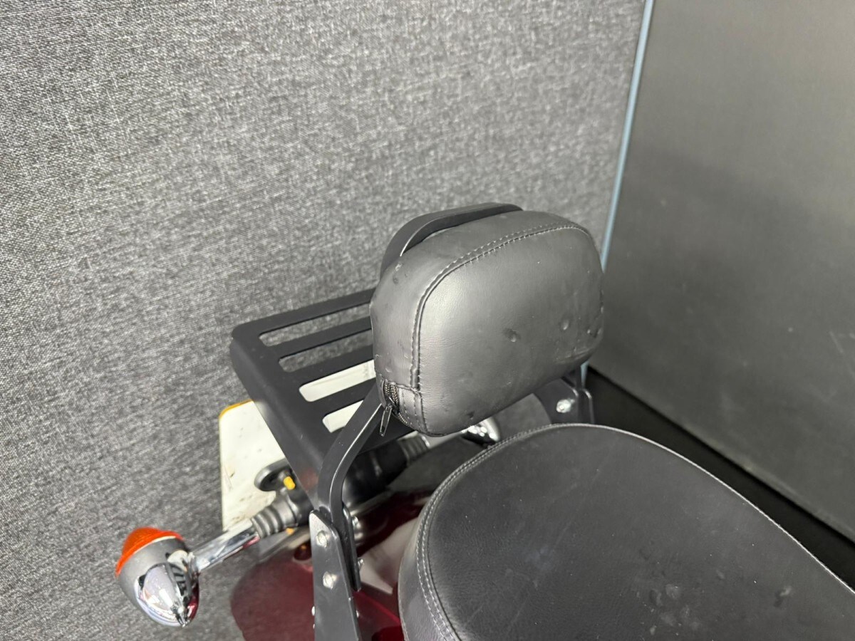 Triumph BONNEVILLE AMERICA 8