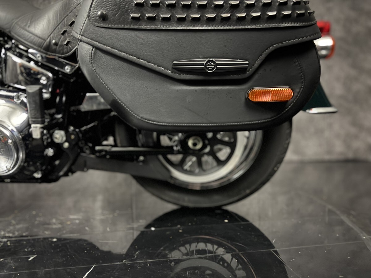 Harley-Davidson HERITAGE CLASSIC 114