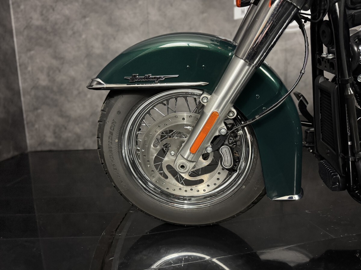 Harley-Davidson HERITAGE CLASSIC 114