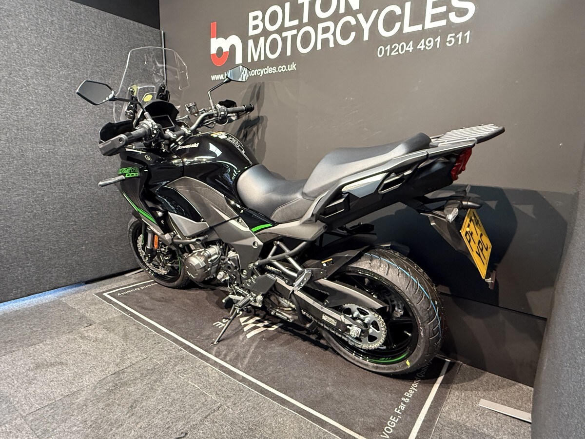 Kawasaki Versys 1000 SE KLZ1000DRFNN BK1/GY1