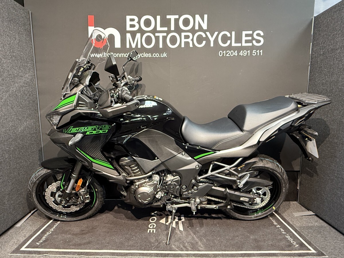 Kawasaki Versys 1000 SE KLZ1000DRFNN BK1/GY1