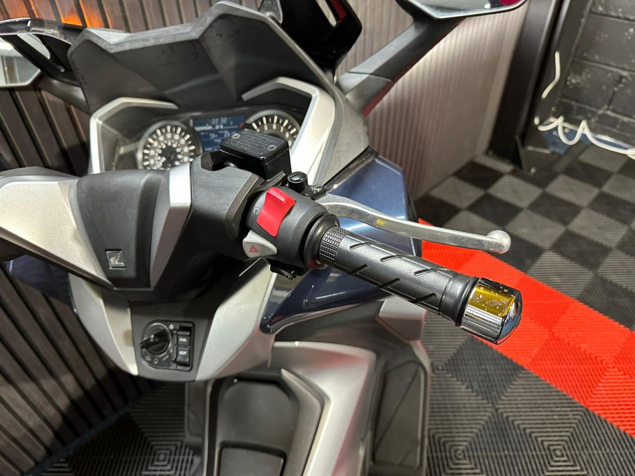 Used Honda NSS300 FORZA for sale - 78435064: Photo 21