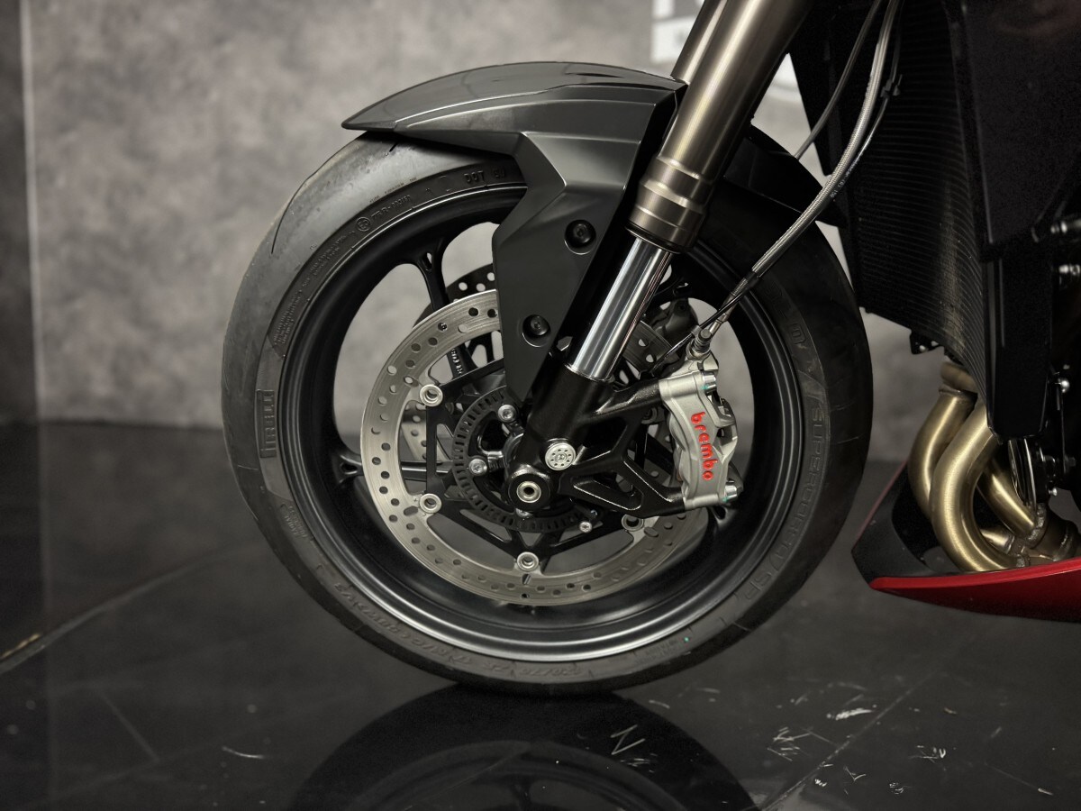 Triumph STREET TRIPLE RS