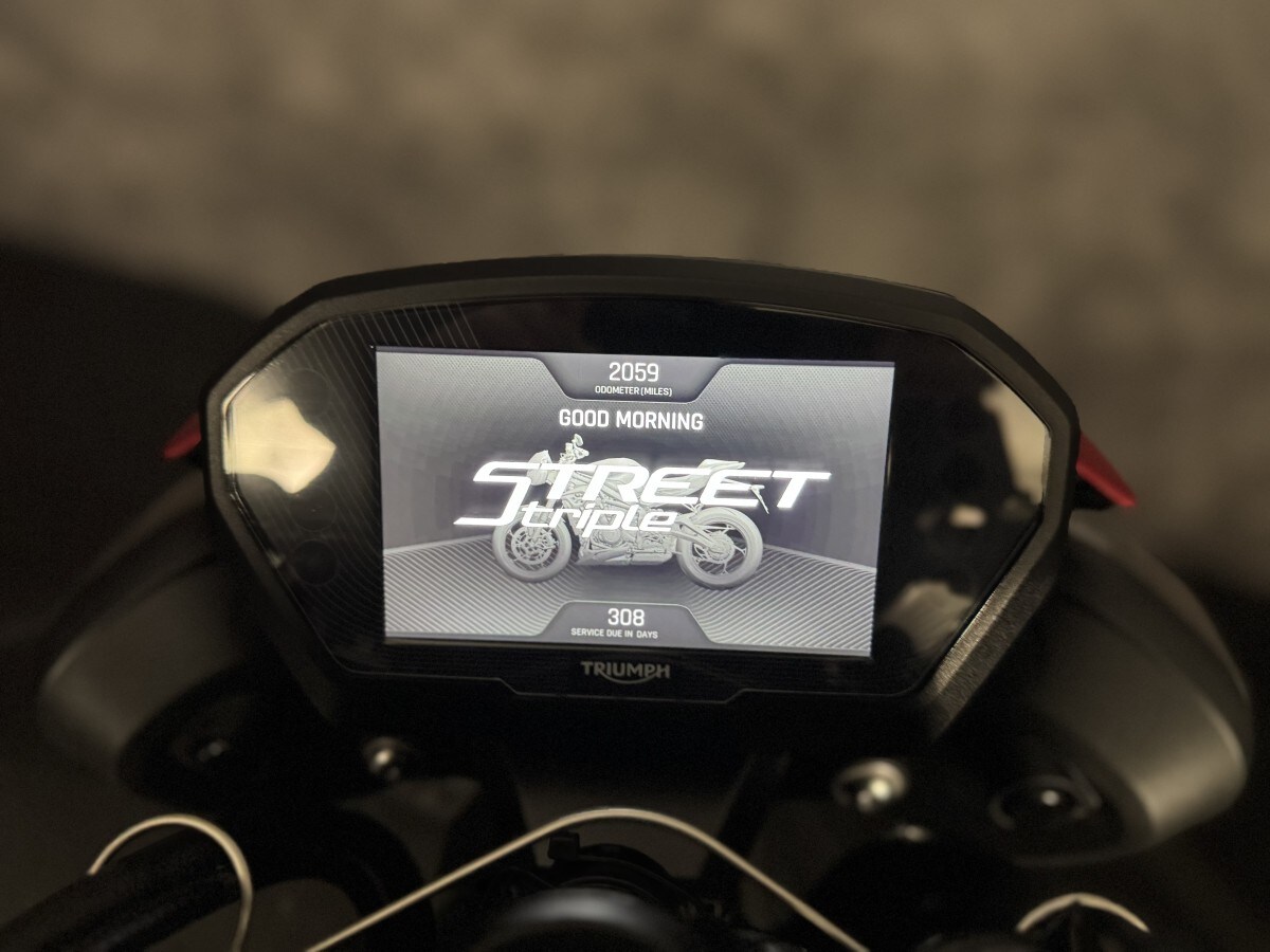 Triumph STREET TRIPLE RS