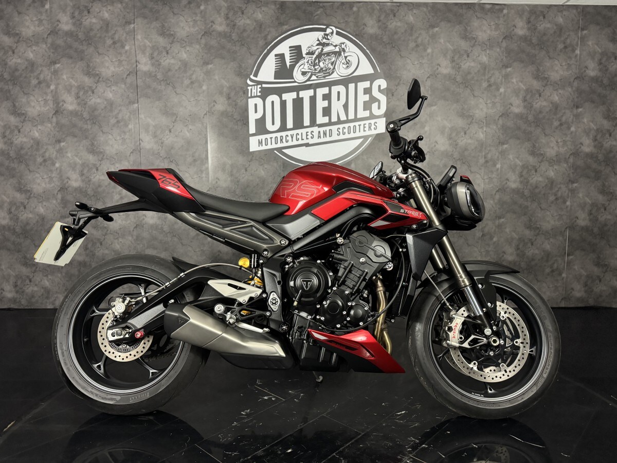 Triumph STREET TRIPLE RS