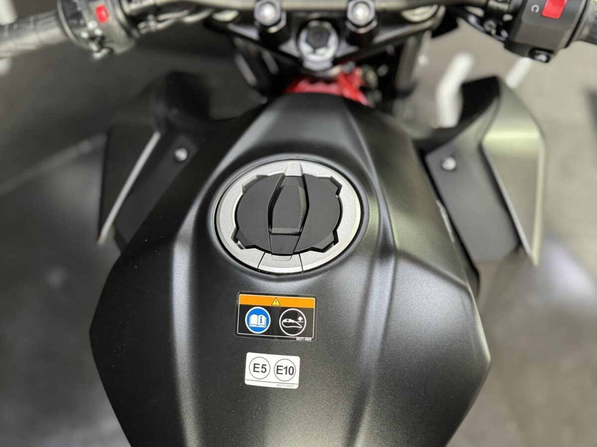 Kawasaki Z500 SE ER500FRFAN