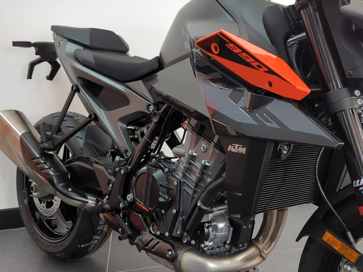 KTM 990 Duke