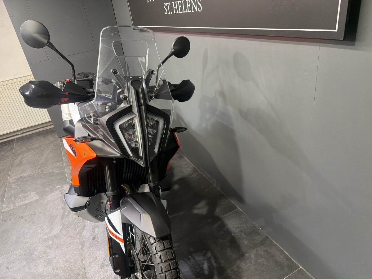 KTM 890 Adventure