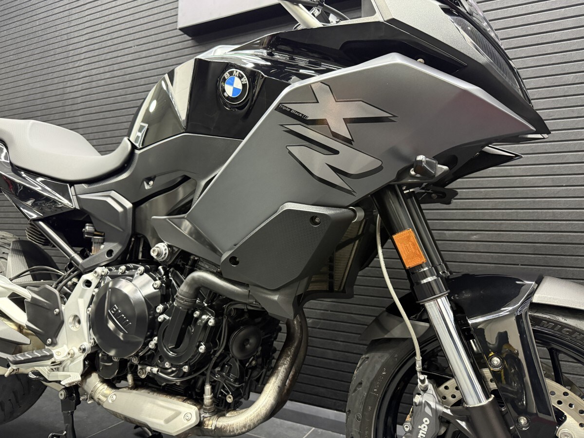 BMW F 900 XR TE Triple Black