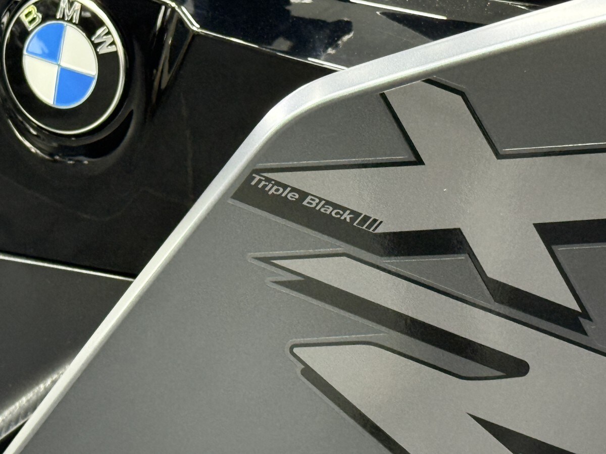 BMW F 900 XR TE Triple Black