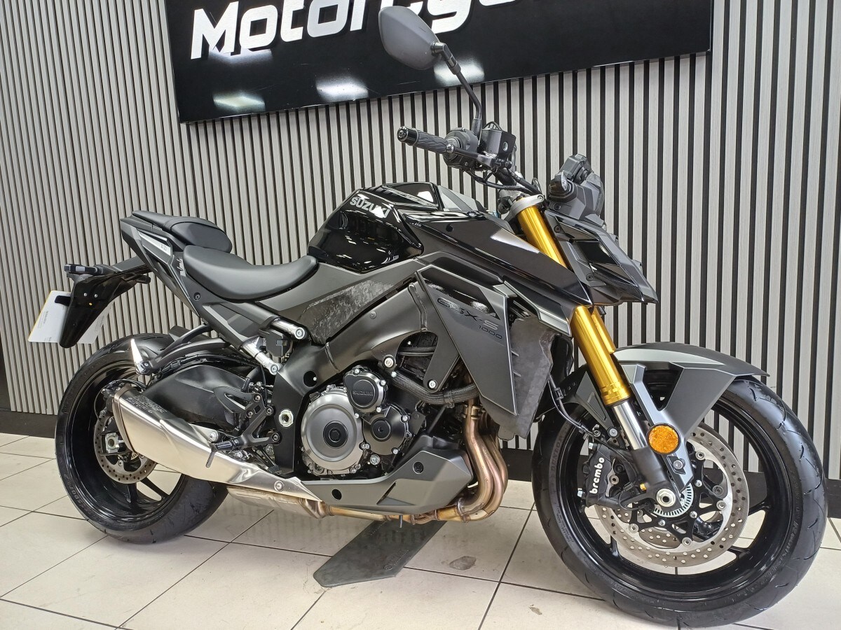 Suzuki GSXS1000