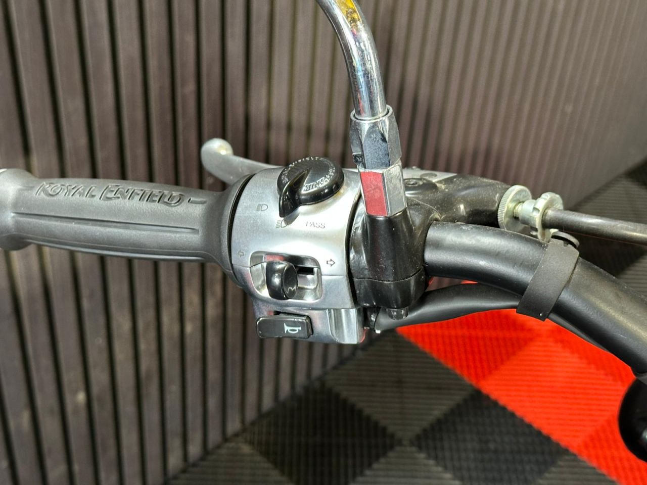 Used Royal Enfield Super Meteor 650 for sale - 78942416: Photo 19