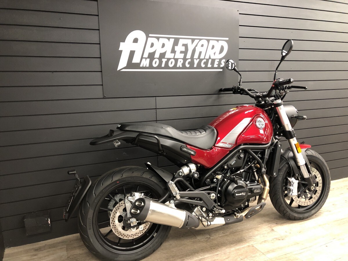 Benelli Leoncino 500