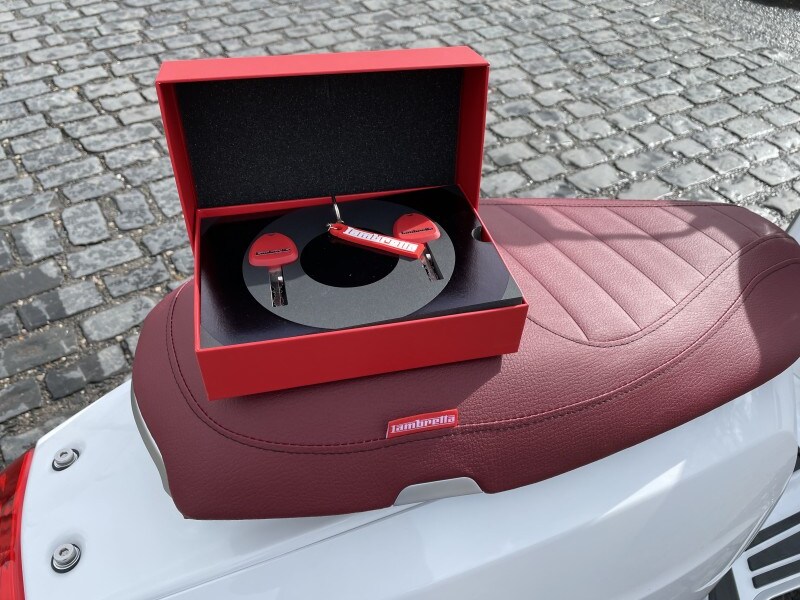 Lambretta V125 Special