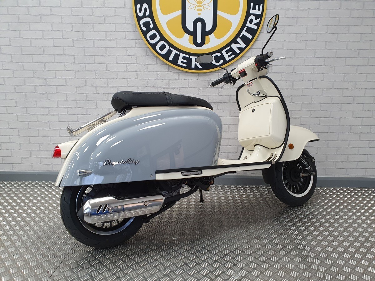 Royal Alloy TG 125 AC CBS