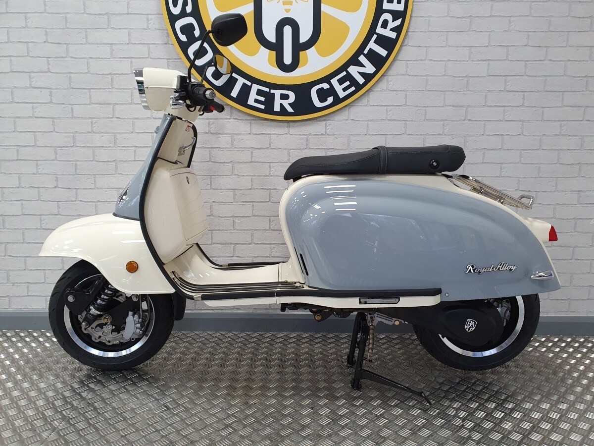 Royal Alloy TG 125 AC CBS