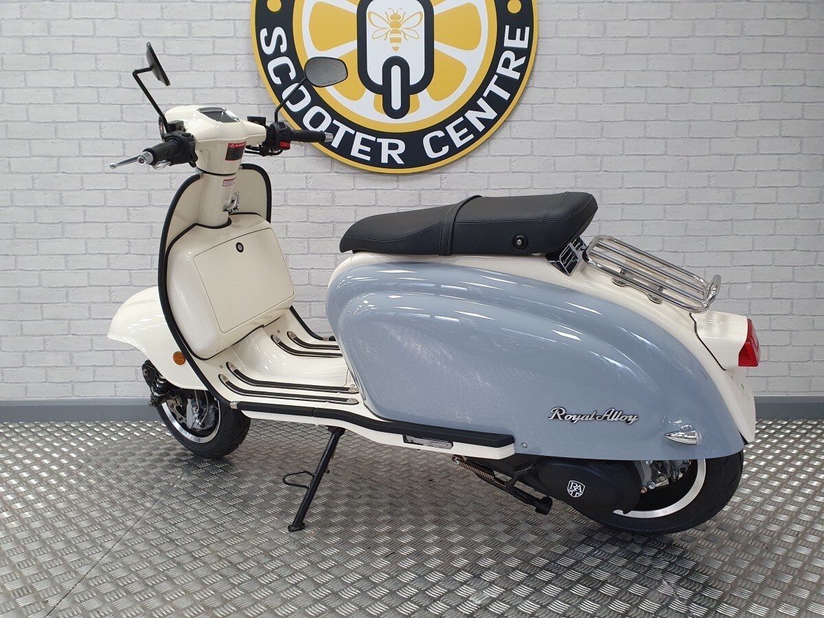 Royal Alloy TG 125 AC CBS