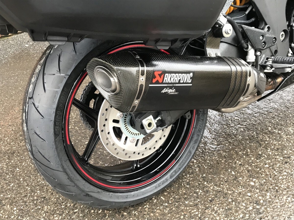 Kawasaki Ninja 1100SX SE Performance Tourer EX DISPLAY