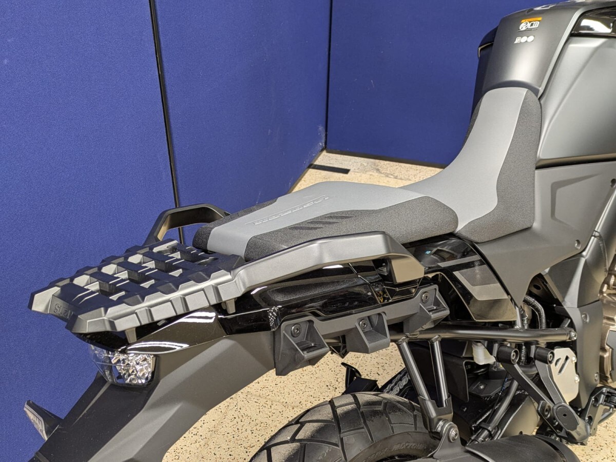 Suzuki DL 1050 RJ M3 V-STROM DE