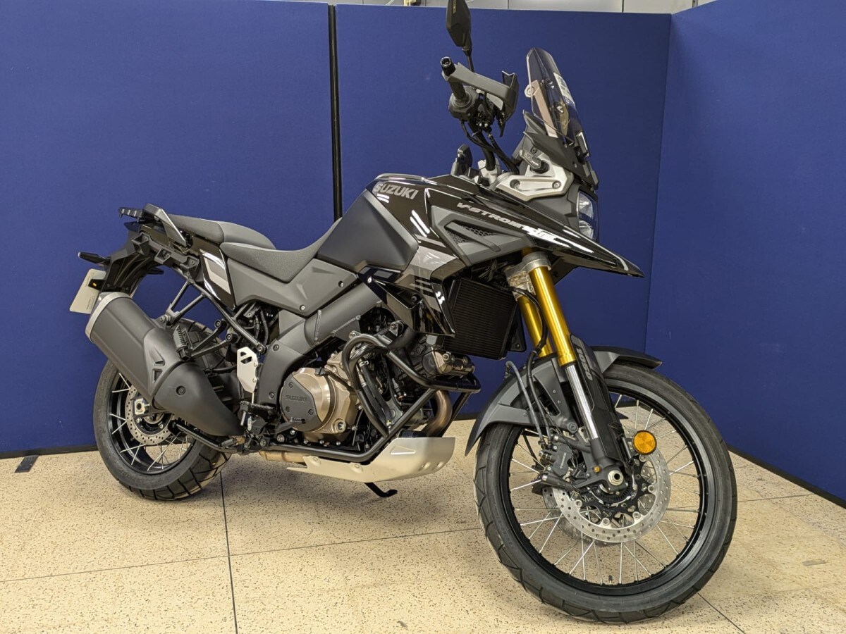 Suzuki DL 1050 RJ M3 V-STROM DE