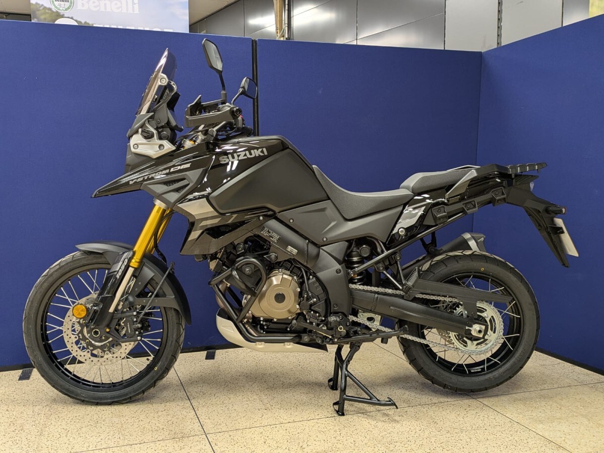 Suzuki DL 1050 RJ M3 V-STROM DE