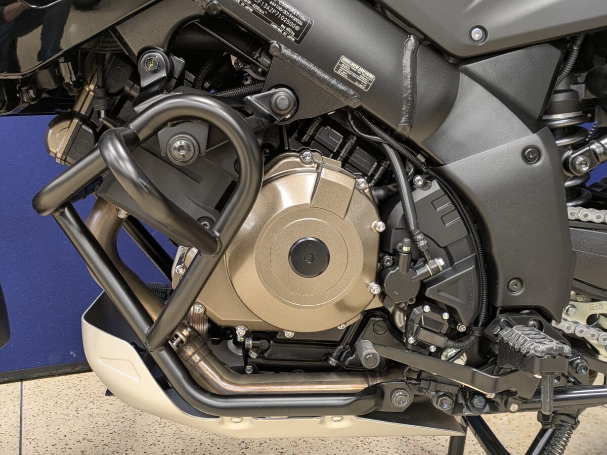 Suzuki DL 1050 RJ M3 V-STROM DE