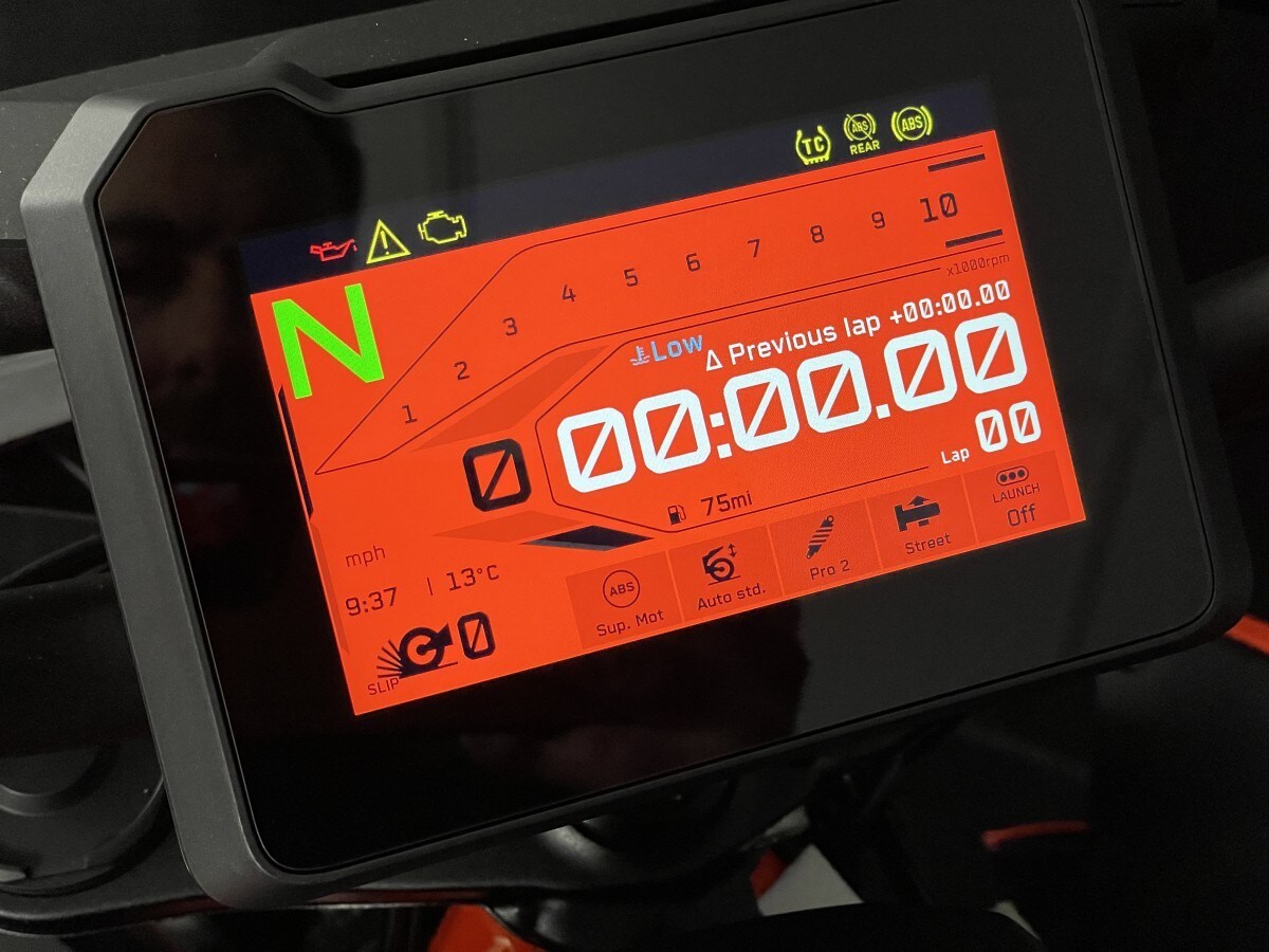 KTM 1390 Super Duke R EVO