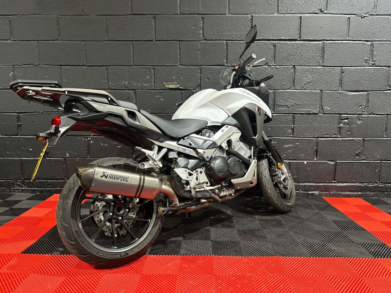 Used Honda VFR800X Crossrunner for sale - 78434705: Photo 12