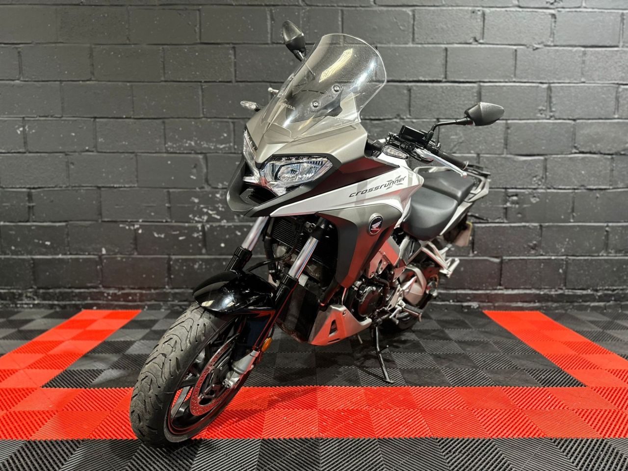 Used Honda VFR800X Crossrunner for sale - 78434705: Photo 8