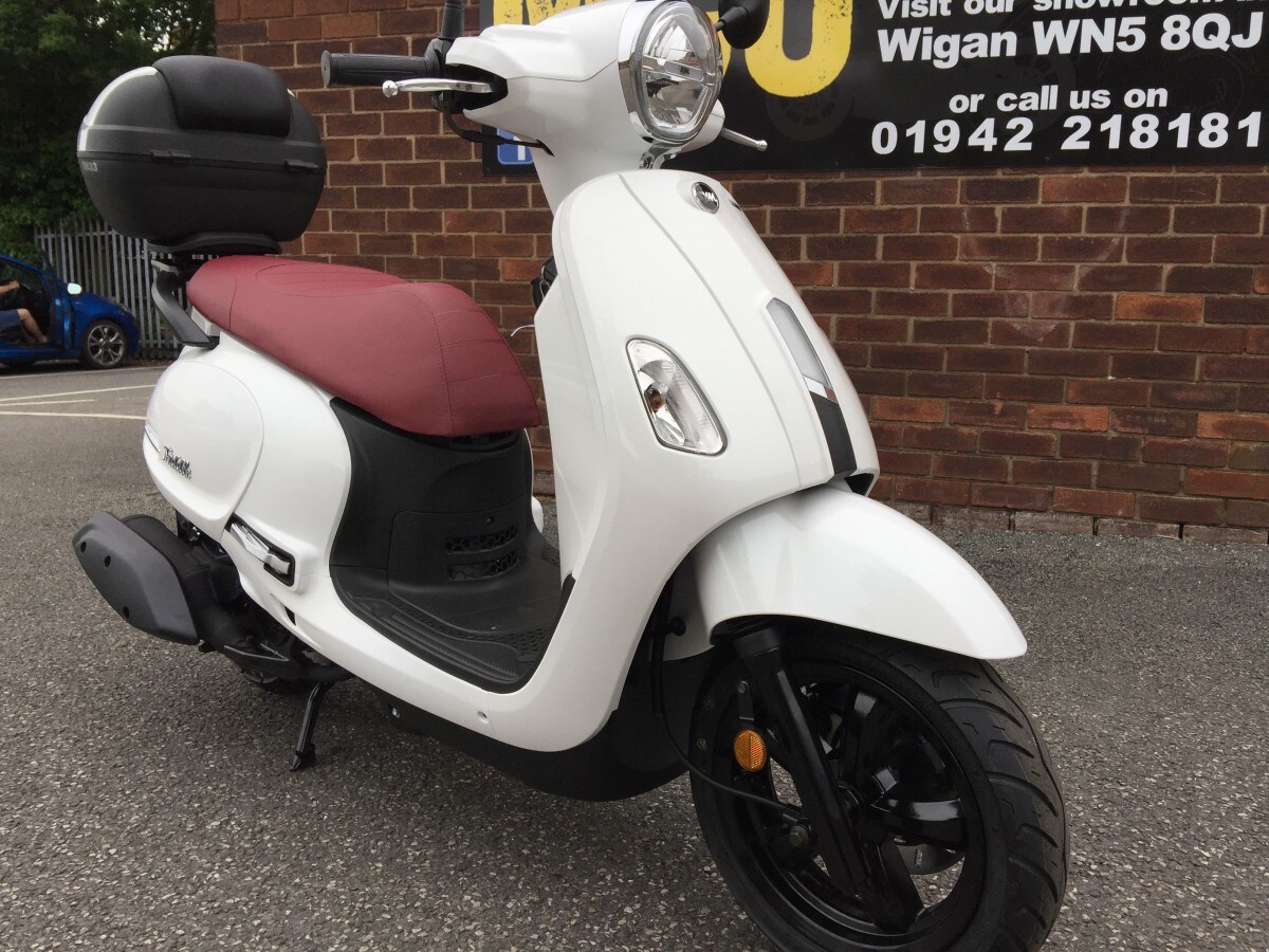 SYM Fiddle 125 CBS Pre Reg 74 Plate