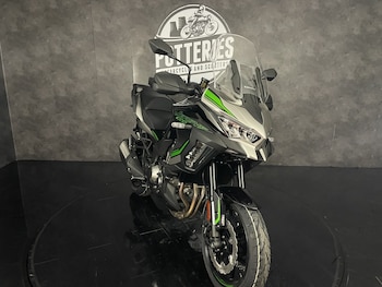 Used Kawasaki Versys 1000S KLZ1000ERFNN BK1/GY1 undefined for sale - bike-77868576: Photo