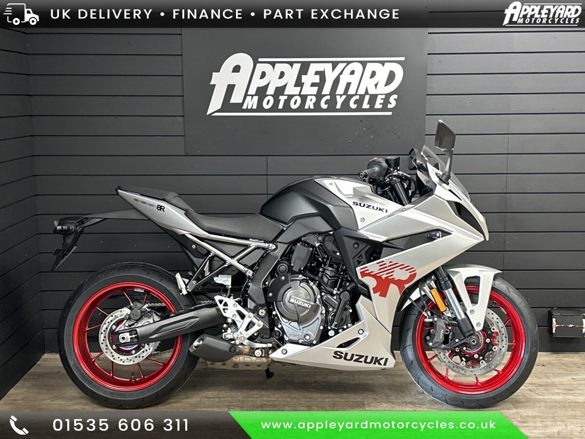 Suzuki GSX-8R