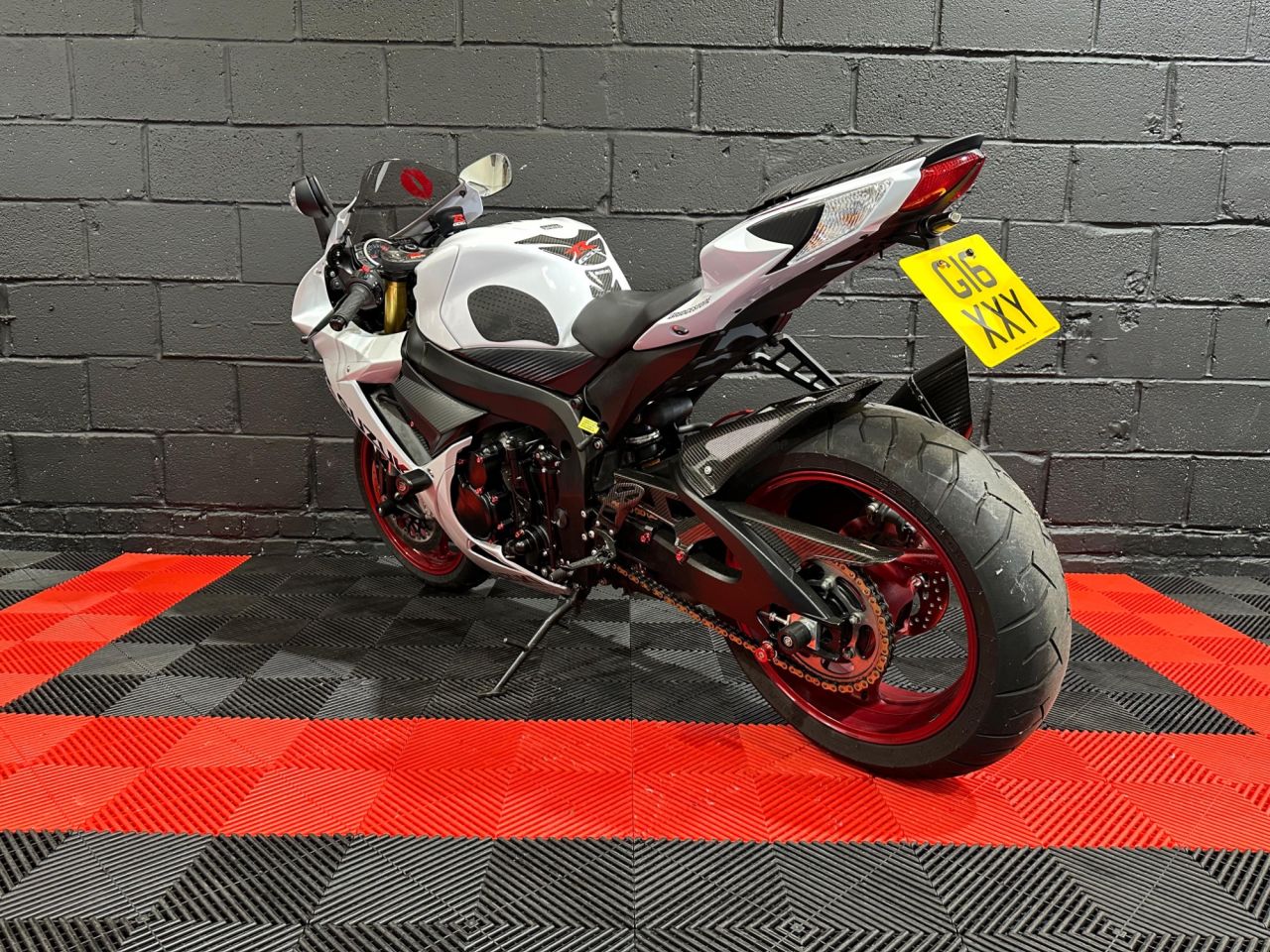 Used Suzuki GSXR750 for sale - 78435168: Photo 9