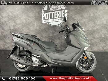 Used SYM Joymax Z+ 125cc undefined for sale - bike-77866335: Photo