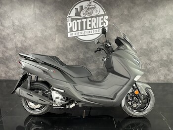 Used SYM Joymax Z+ 125cc undefined for sale - bike-77866335: Photo