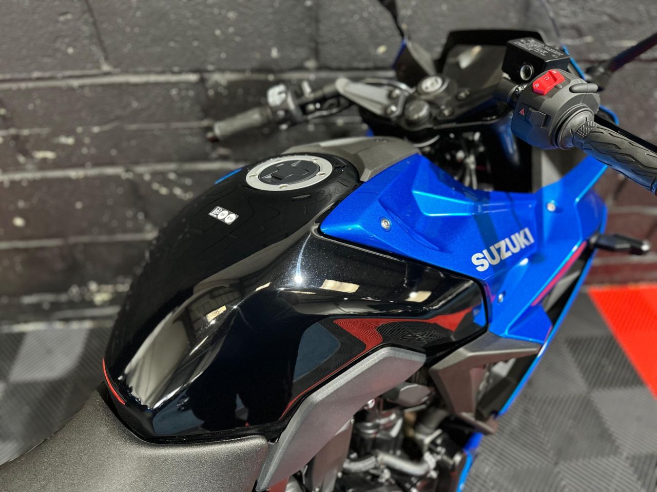 Used Suzuki GSXR800 for sale - 78435832: Photo 24