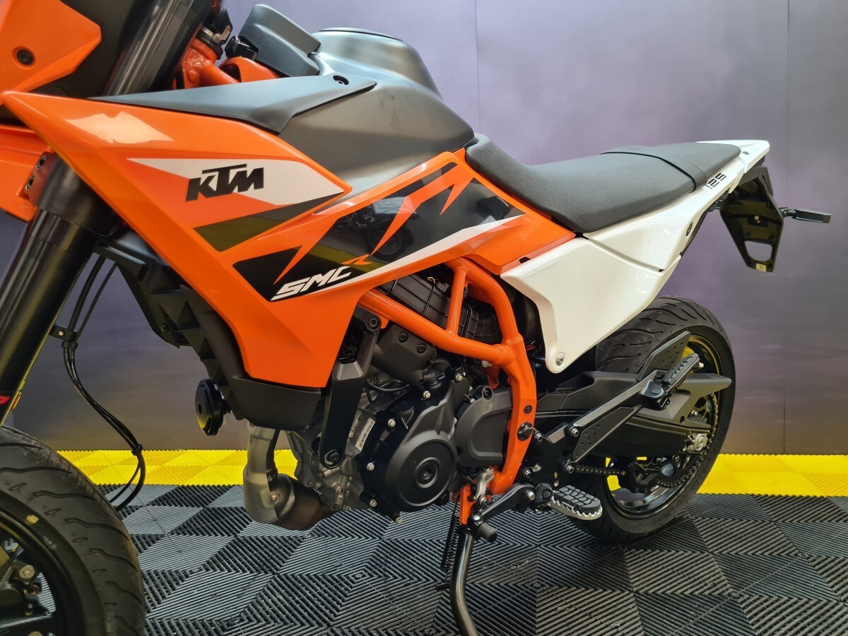 KTM 125 SMC R