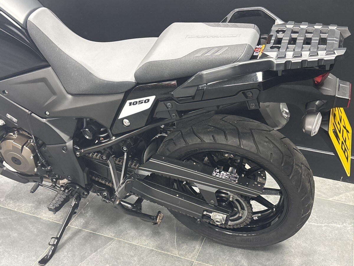 Suzuki DL 1050 V-STROM