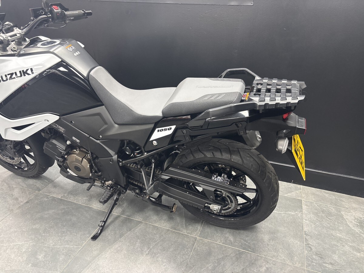 Suzuki DL 1050 V-STROM