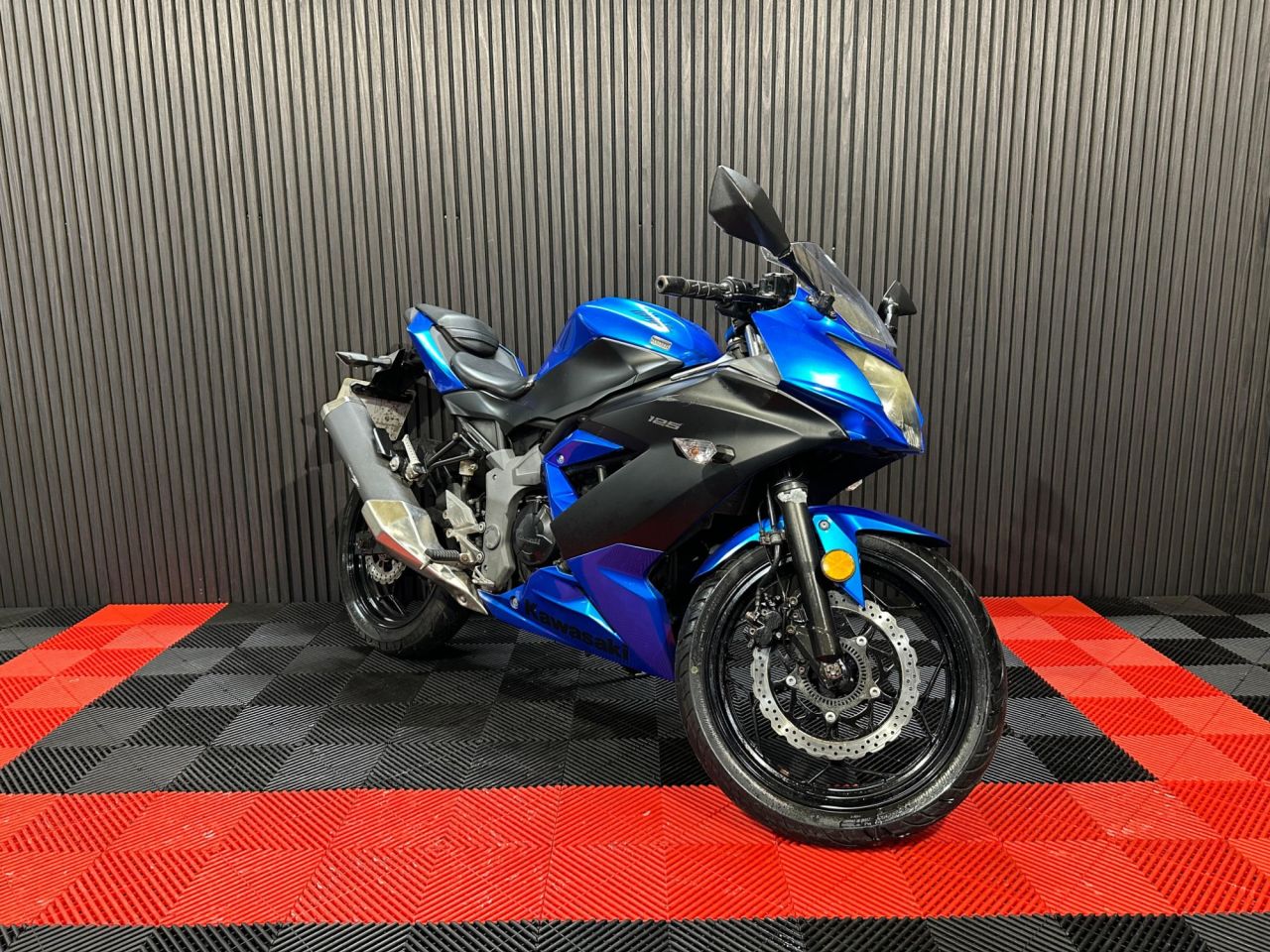 Used Kawasaki Ninja 125 for sale - 78434707: Photo 8