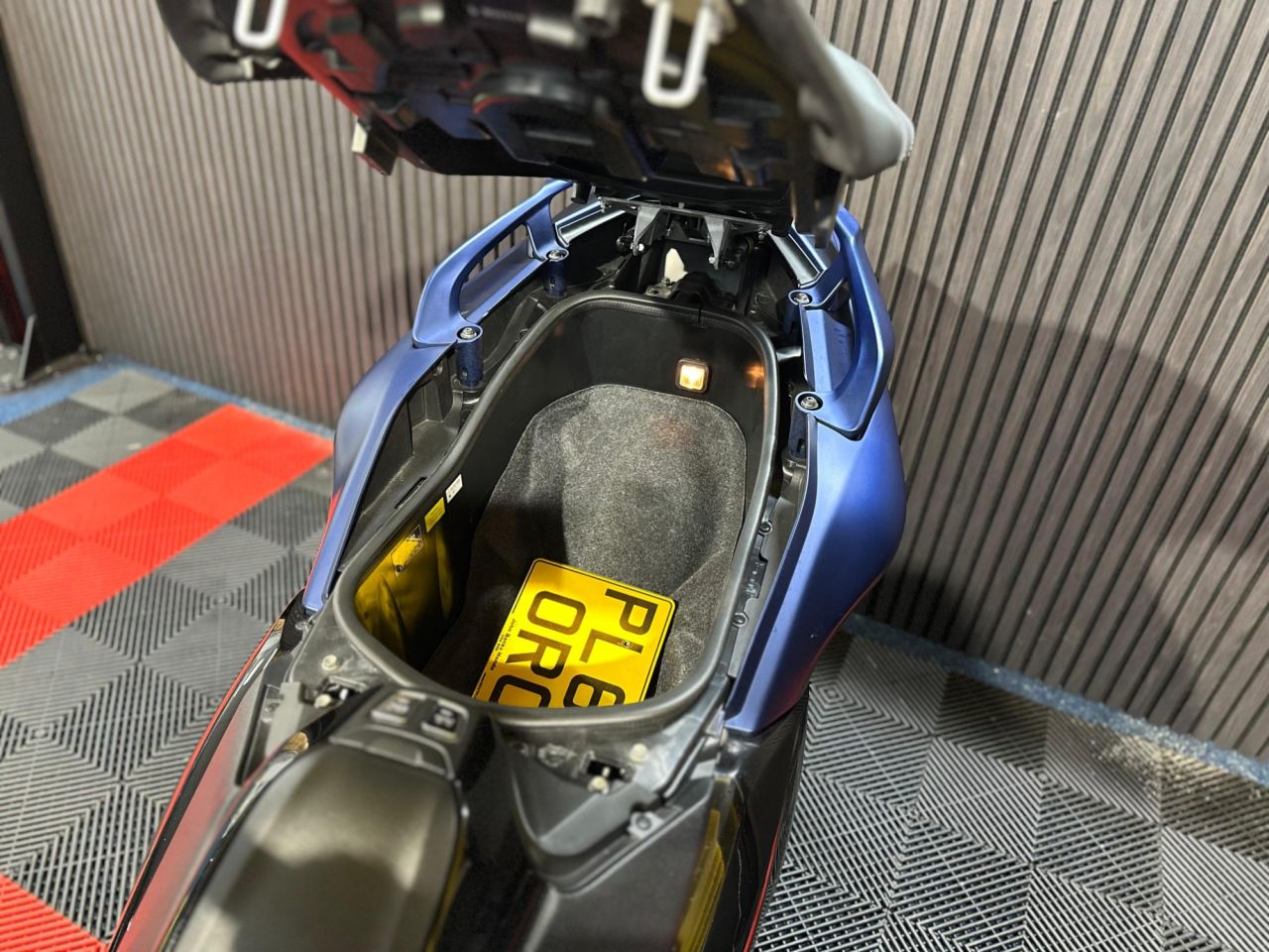Used Yamaha Tmax for sale - 78434820: Photo 17