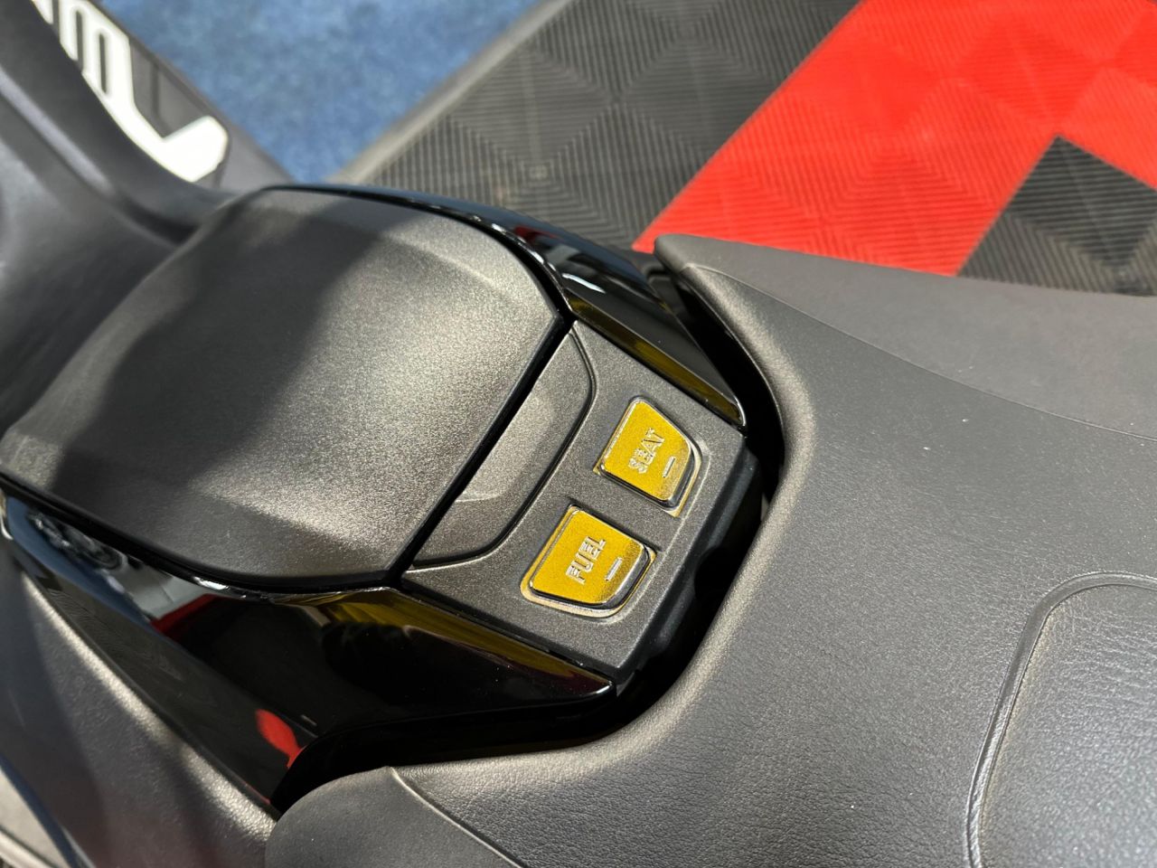 Used Yamaha Tmax for sale - 78434820: Photo 18