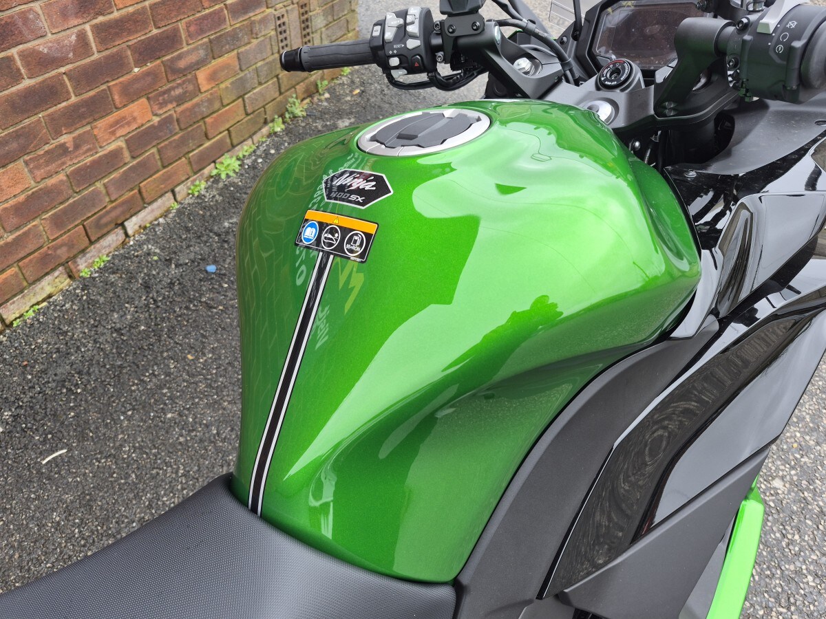 Kawasaki Ninja 1100SX SE