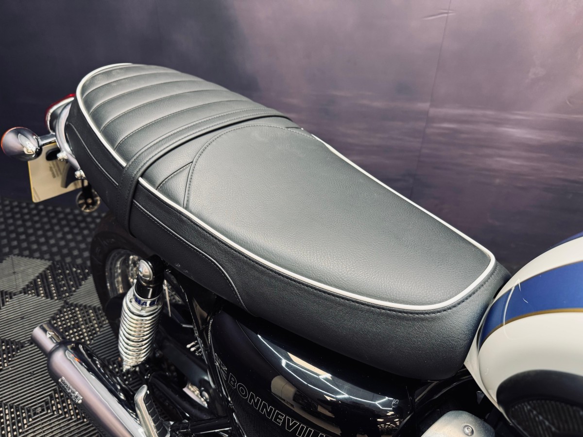 Triumph BONNEVILLE T120